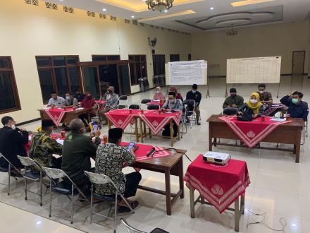 Rapat Pleno dan Kesepakatan Raperkal Perubahan APBKal TA 2021