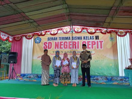 Purna Siswa SD Cepit, SD Monggang dan SD 2 Blunyahan