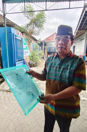 Aksi Simpatik Alm Muh Jaelani RT 56