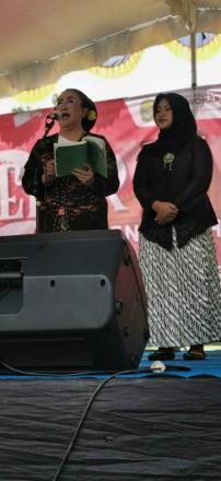 Cipto Rini Tampil Membawakan Tembang Macapat Dalam Gelar Potensi Budaya