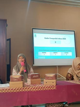 Refreshing Kader Posyandu Padukuhan Pucung Jelang CKG ACF